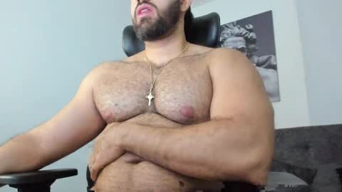 simon_leon01 online show from April 9, 1:49 am
