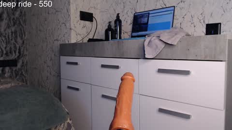 regina online show from January 28, 8:47 am