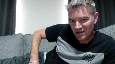 Ricky online show from October 13, 3:56 pm