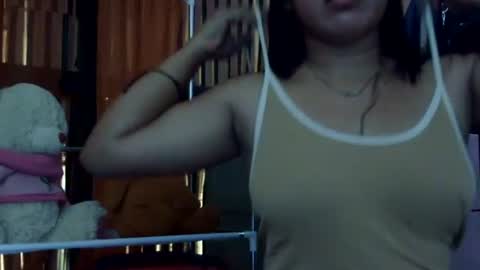 Snapshot of simply_y0urs chatting on October 22, 6:13 am simply_y0urs online show from October 22, 6:13 am