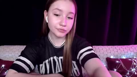 Sindi online show from December 17, 5:47 pm