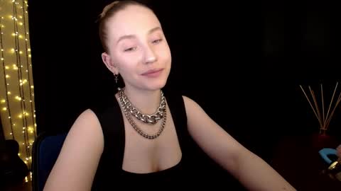 Sindi online show from March 28, 7:35 pm