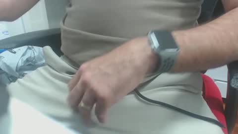 sineley online show from November 14, 3:00 pm