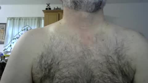 Singleguy137 online show from September 30, 11:32 pm