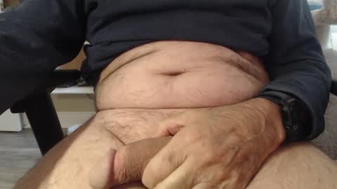 Snapshot of singlemaleca chatting on December 4, 7:12 pm SingleMaleCA online show from December 4, 7:12 pm