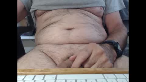 Snapshot of singlemaleca chatting on September 9, 4:17 pm SingleMaleCA online show from September 9, 4:17 pm