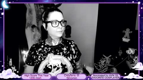 Snapshot of sinominx chatting on January 6, 3:53 am Sinomin online show from January 6, 3:53 am