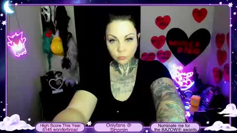 Snapshot of sinominx chatting on February 8, 1:00 am Sinomin online show from February 8, 1:00 am