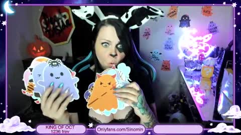 Snapshot of sinominx chatting on October 10, 2:10 am Sinomin online show from October 10, 2:10 am