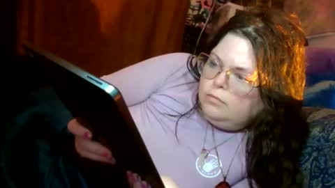 Snapshot of siofra chatting on November 6, 7:15 pm Siofra online show from November 6, 7:15 pm