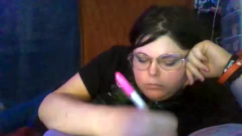 Snapshot of siofra chatting on November 9, 10:24 am Siofra online show from November 9, 10:24 am