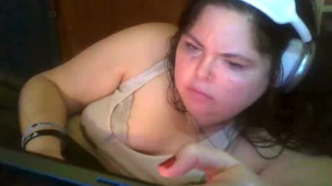 Snapshot of siofra chatting on November 25, 12:05 pm Siofra online show from November 25, 12:05 pm