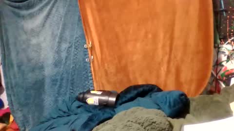 Snapshot of siofra chatting on December 3, 8:18 pm Siofra online show from December 3, 8:18 pm