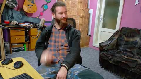 I am The Fourth and only Sir. Pelo online show from December 4, 10:46 am