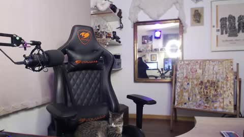 Snapshot of siriss_boyrag chatting on February 25, 11:33 pm siriss_boyrag online show from February 25, 11:33 pm