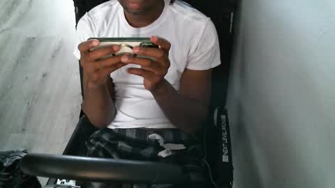 Snapshot of sirthedom chatting on October 11, 6:17 pm sirthedom online show from October 11, 6:17 pm