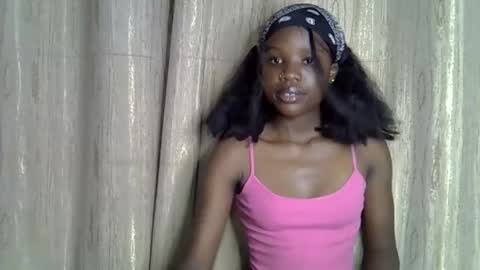 shannie online show from November 1, 8:00 pm