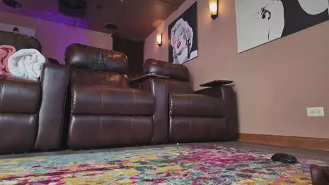 sissycdnatasha online show from October 16, 5:52 am