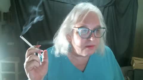 Snapshot of sissydianetx chatting on February 28, 12:32 am Sissy Diane online show from February 28, 12:32 am