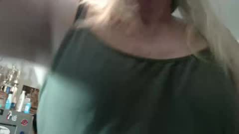 sissyericka2 online show from January 14, 2:06 am