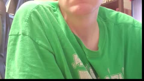 Snapshot of sissyicy chatting on December 21, 11:06 am sissyicy online show from December 21, 11:06 am