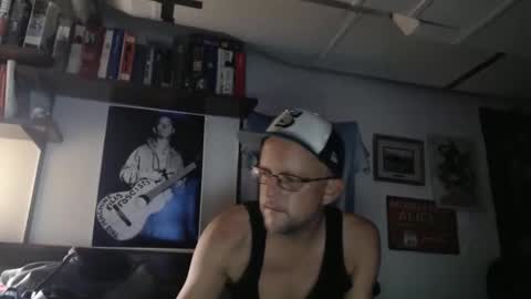 Snapshot of situationallefty chatting on March 2, 5:23 am Situational Lefty online show from March 2, 5:23 am