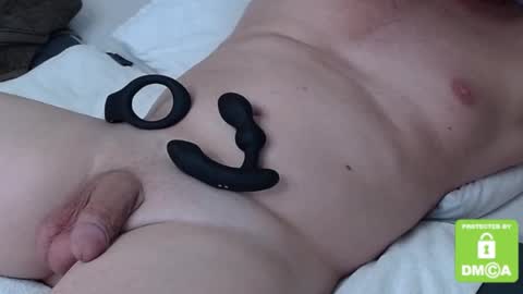 Snapshot of sixpak7 chatting on December 21, 1:10 pm Sixpak7 online show from December 21, 1:10 pm