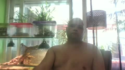 Snapshot of sixten113 chatting on June 26, 7:02 am sixten113 online show from June 26, 7:02 am