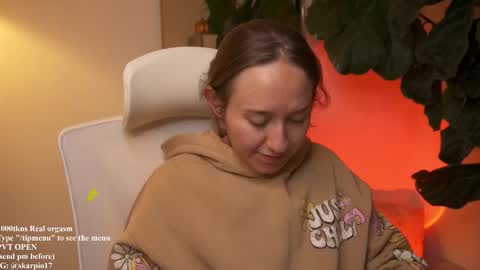 Im Scarlett  ONLINE  5pm-10pm NYC time  online show from September 11, 12:33 am