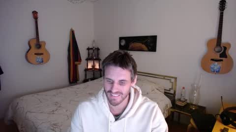 Snapshot of skatejocke chatting on October 19, 7:14 pm skatejocke online show from October 19, 7:14 pm