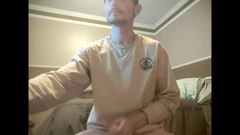 Snapshot of skater_v2 chatting on December 12, 11:58 pm Christopher online show from December 12, 11:58 pm