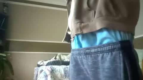 Snapshot of skater_v2 chatting on December 20, 3:10 pm Christopher online show from December 20, 3:10 pm