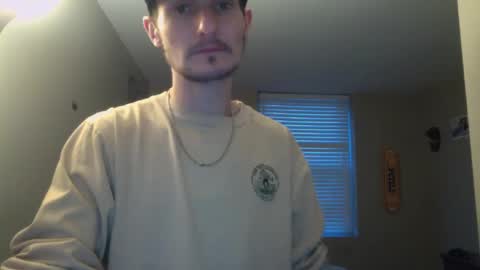 Snapshot of skater_v2 chatting on February 28, 10:39 pm Christopher online show from February 28, 10:39 pm