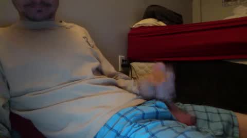 Snapshot of skater_v2 chatting on March 8, 12:00 am Christopher online show from March 8, 12:00 am