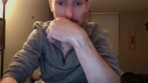 Snapshot of skater_v2 chatting on September 20, 10:27 am Christopher online show from September 20, 10:27 am