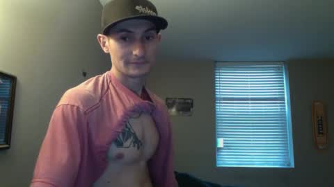 Snapshot of skater_v2 chatting on October 7, 9:45 pm Christopher online show from October 7, 9:45 pm