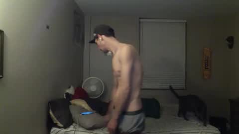 Snapshot of skater_v2 chatting on October 20, 10:43 pm Christopher online show from October 20, 10:43 pm