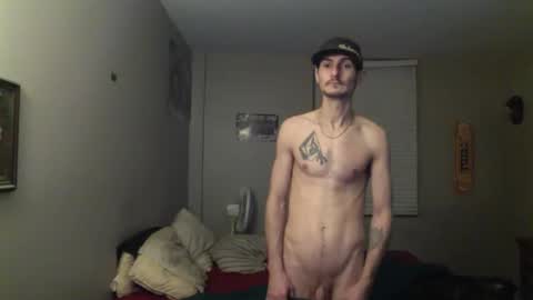 Snapshot of skater_v2 chatting on November 23, 8:25 am Christopher online show from November 23, 8:25 am