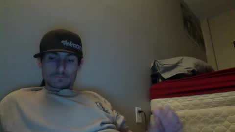 Snapshot of skater_v2 chatting on December 19, 11:34 pm Christopher online show from December 19, 11:34 pm