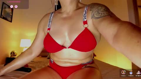 Snapshot of skay_hot chatting on September 21, 2:24 am Skay online show from September 21, 2:24 am