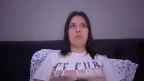 Snapshot of skiimaskabby chatting on February 26, 4:03 am skiimaskabby online show from February 26, 4:03 am