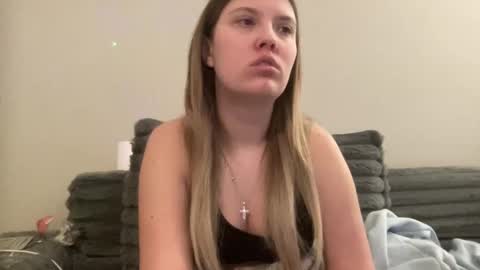 Snapshot of skiimaskabby chatting on February 16, 12:07 am skiimaskabby online show from February 16, 12:07 am