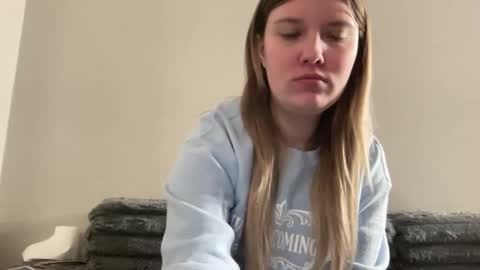 Snapshot of skiimaskabby chatting on February 24, 2:09 am skiimaskabby online show from February 24, 2:09 am