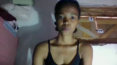 Snapshot of skinny7809 chatting on February 9, 7:23 am skinny7809 online show from February 9, 7:23 am