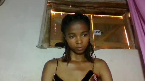 Snapshot of skinny7809 chatting on February 26, 1:32 pm skinny7809 online show from February 26, 1:32 pm