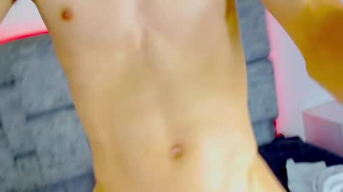 skinny_bigcock20 online show from February 20, 10:37 pm