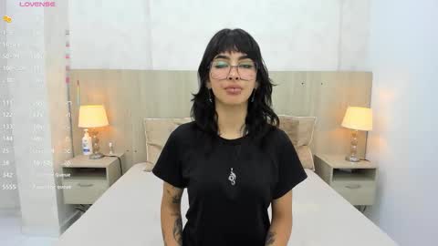 Emily Rojas online show from September 22, 7:27 pm