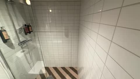 Snapshot of skinnyduderino chatting on November 27, 8:38 am skinnyduderino online show from November 27, 8:38 am