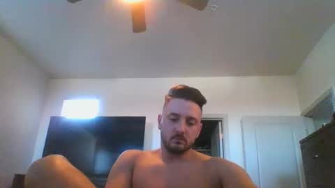 Snapshot of skinnyguylongdick1 chatting on December 26, 11:24 pm skinnyguylongdick1 online show from December 26, 11:24 pm