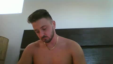 Snapshot of skinnyguylongdick1 chatting on December 29, 8:48 pm skinnyguylongdick1 online show from December 29, 8:48 pm